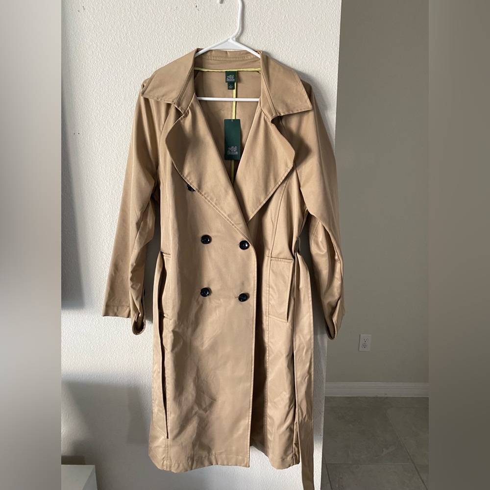 Women’s trench coat